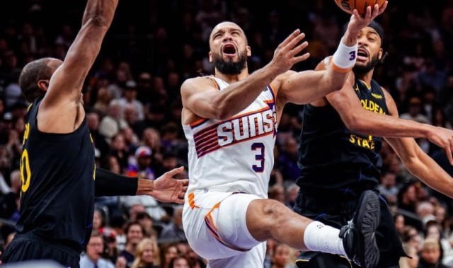 hth-勇士逆转！格林5+5库里很兴奋，火箭弃将24+6犯错，梅尔顿2人立功